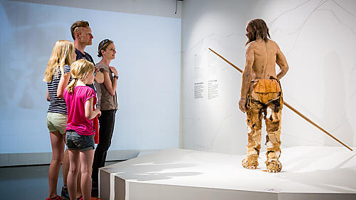 Muzeum Archeologiczne Południowego Tyrolu: człowiek z lodu