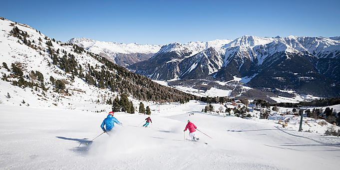 Narciarstwo w Południowym Tyrolu: zimowy urlop w Alpach