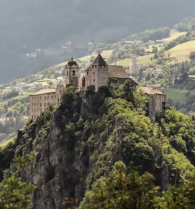 Klasztor Säben: święta góra Południowego Tyrolu
