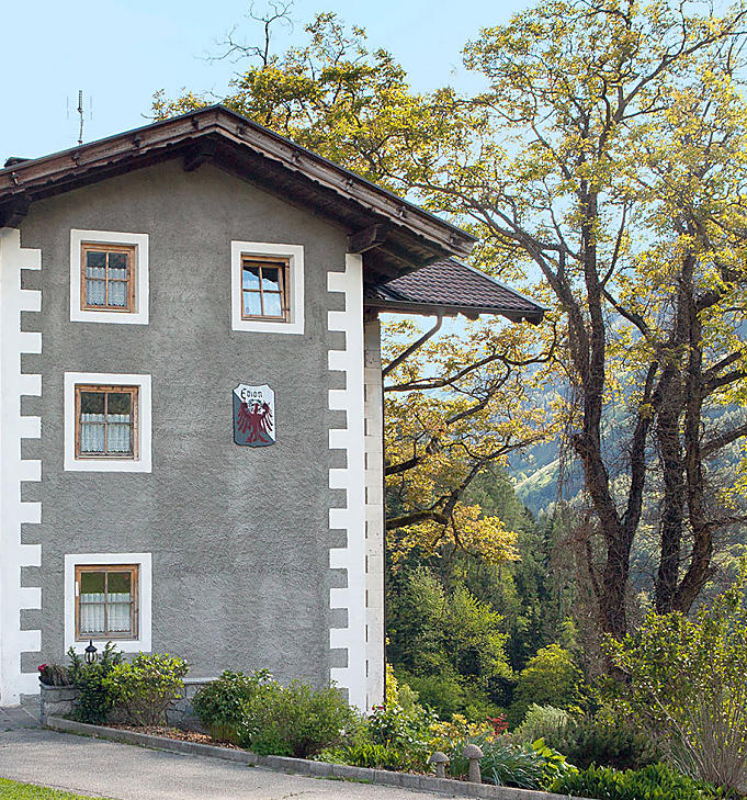 Siedziby szlacheckie w dolinie Passeiertal: o szlachcie i przywilejach
