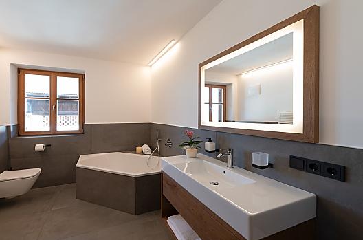 Lazienka w apartamencie wakacyjnym Zenzi