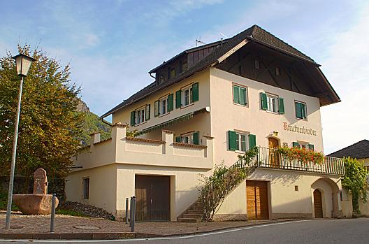 Kreutnerbinder Hof - Lista Photo