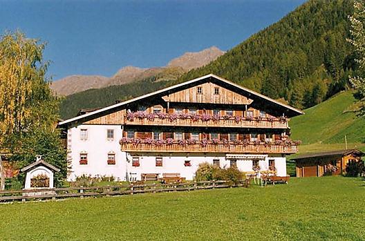 Kradorferhof - Lista Photo
