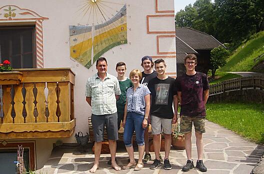 Georg, Fabian, Felix, Philipp, Max i Brigitte Malfertheiner.