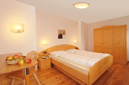 Schlauraufhof - Lista Photo