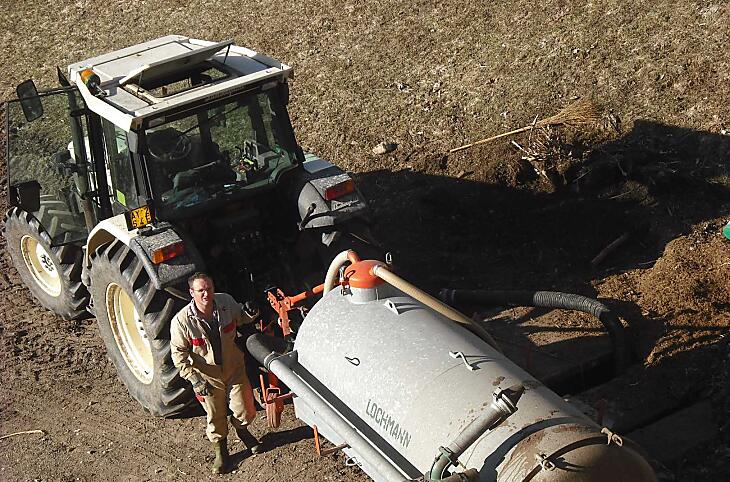 Farmer Andreas przy pracy