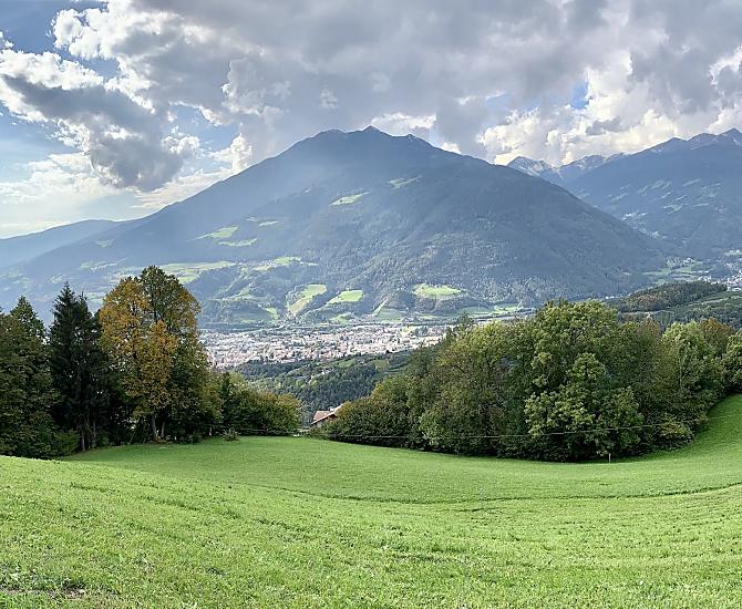 Widok na Brixen i okoliczne wioski w pazdzierniku
