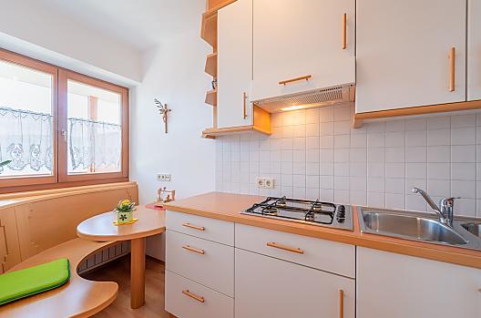 Kuchnia w mieszkaniu wakacyjnym Penegal