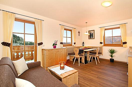 Kuchnia mieszkalna w apartamencie Alpenfrieden