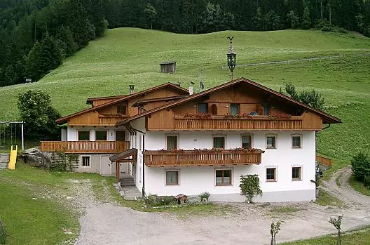 Grossarzbachhof - Lista Photo
