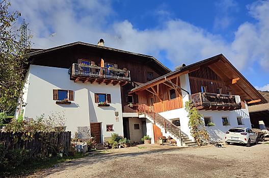 Regalterhof - Lista Photo