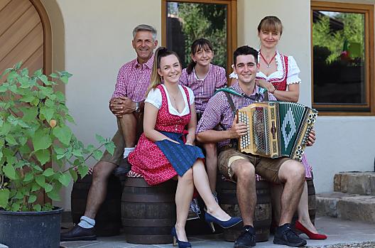 Stefan i Claudia Pichler z Lisą, Thomasem i Leną