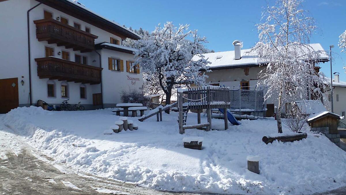 Baumannhof w zimie