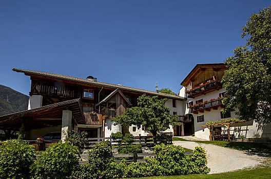 Strasserhof w lecie