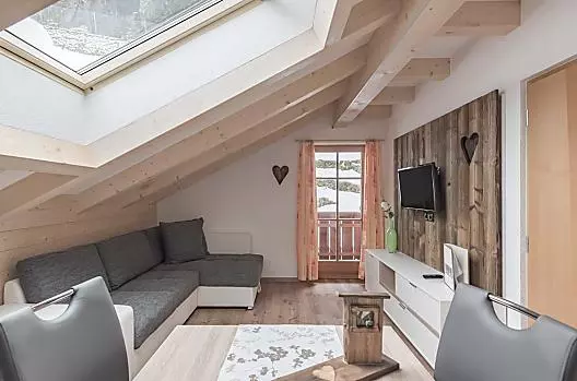 Kacik relaksacyjny w domku ogrodowym
