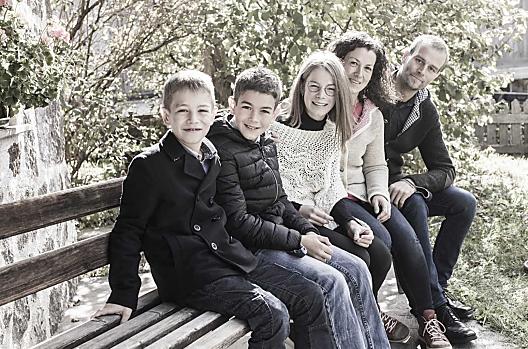 Rodzina goszczaca Maira: Daniela i Christoph z trójka dzieci: Ilenia, Niklasem i Florinem