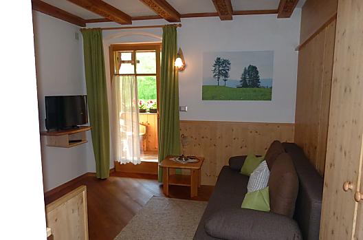 Przytulny pokój dzienny w mieszkaniu wakacyjnym Morgenlicht