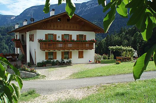 Tschengghof - Lista Photo