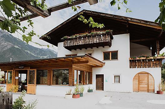Valentinhof - Lista Photo