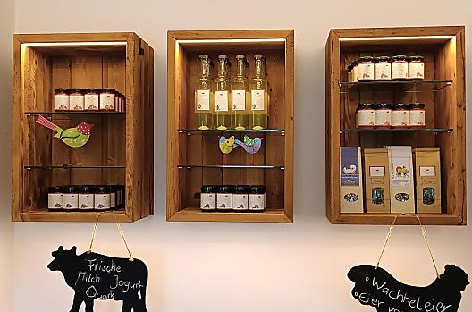 Nasz kącik produktów w salonie