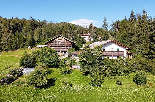 Oberstufelshof - Lista Photo