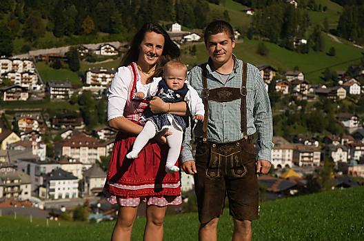 Marco, Lisa i mała Hailey