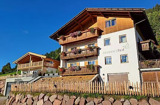 Brunnerhof - Lista Photo