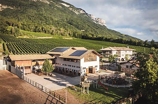 Nofnerhof - Lista Photo