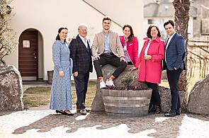 Privatkellerei Weingut Donà - Gospodarze Photo