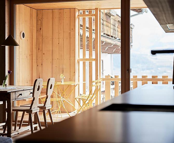 Loggia und Innenbereich