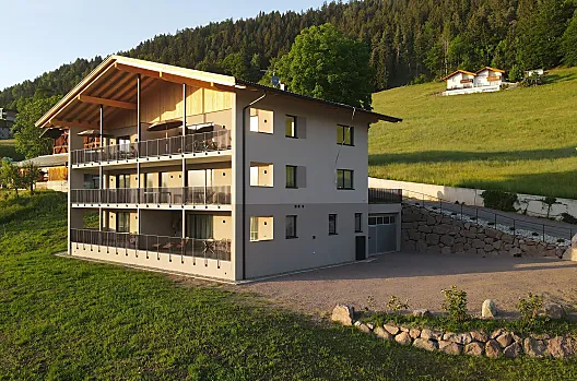 Hinterrainer - Lista Photo