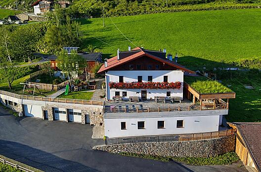 Niedermair - Lista Photo