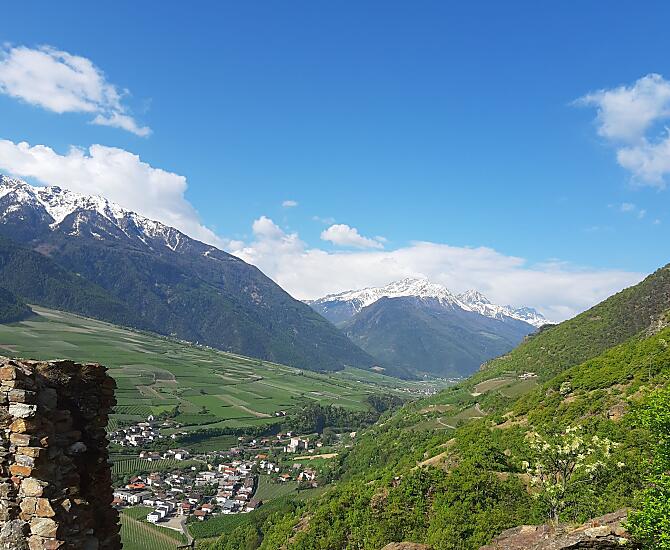 Wandern im Vinschgau mit Ausblick