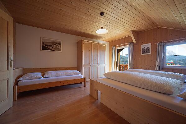 Doppelbettzimmer mit dritten Bett